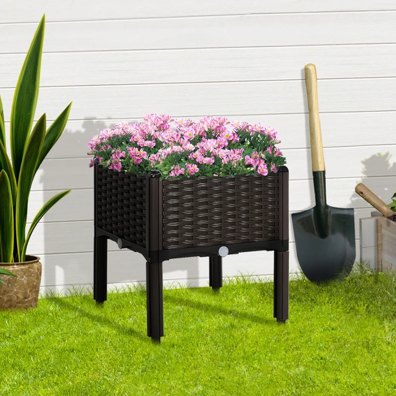 Garden Planters & Stands